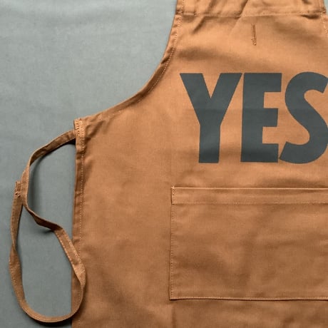👶DRESSSEN BKDBR2  BABY KIDS APRON YES(ベイビーキッズエプロンです。)  ※BROWN  COLOR
