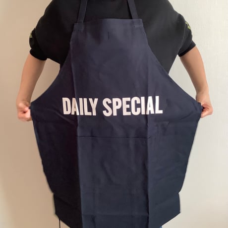 DRVNY13  REVERSIBLE  APRON“DAILY SPECIAL/WEEKLY SPECIAL”(リバーシブル)