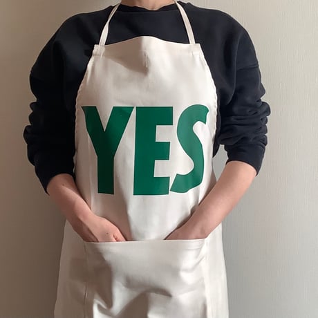 [10周年記念発売]ADULT APRON LG1   " YES" (裏側にNO THANKYOU ⭐️チェリー色ロゴが再入荷しました!