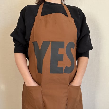 WPB1 DAY USE W POCKET  APRON   “YES”