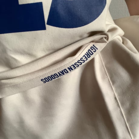 🌸[新発売] ADULT APRON #30" YES" (裏側にNO THANKYOU プリントがあります)  ネイビー色ロゴ