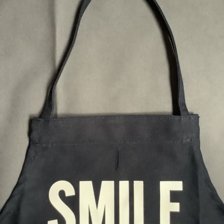 👶DRESSSEN BKDN3 BABY KIDS APRON ”SMILE MAKER“(ベイビーキッズエプロンです。)  ※ダークネイビー