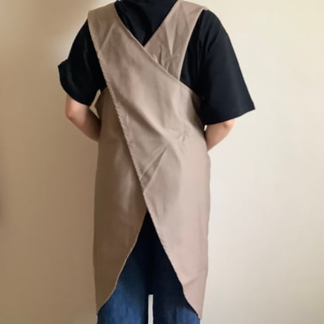 “PULL OVER APRON” ” ※男女兼用のエプロンです。全4色　✴️新色DARK BROWNが加わりました!！