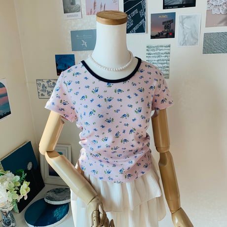 19フラワー配色Tシャツ