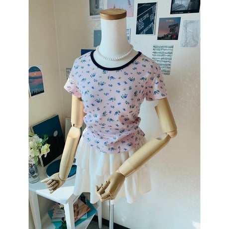 19フラワー配色Tシャツ