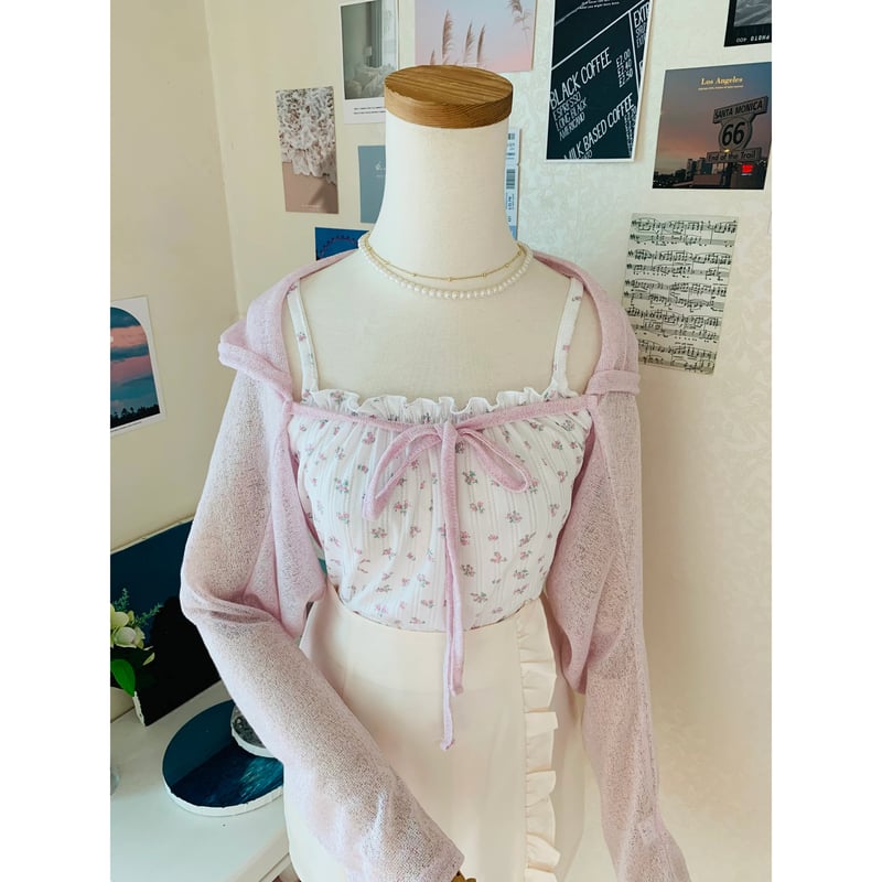 FOXEYBOUTIQUE　ホワイト フード付きカーディガン　ボレロ　フーディー FOXEYBOUTIQUE ホワイト フード付きカーディガン ボレロ フーディー