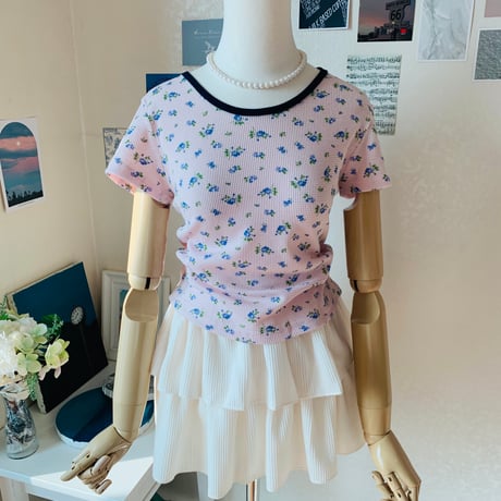 19フラワー配色Tシャツ