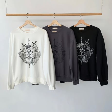 6CreambeigeウィングハートMTMスウェット