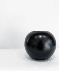 花器　black ball vase M