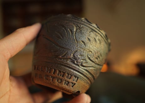 やちむん工房　與那嶺 pot NO.19