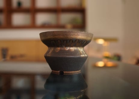 大信陶器 pot NO.2