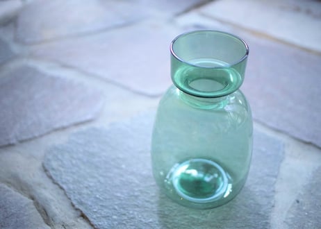 お花をお部屋に飾る贅沢をお手伝い＊GLASSバルブベース　クリアグリーン