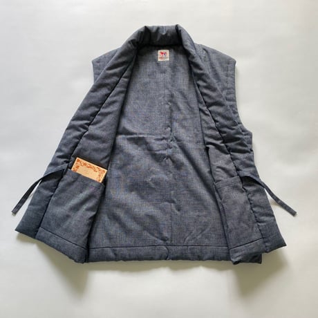 Reading Vest （中綿入り）