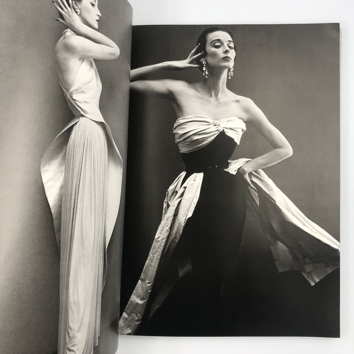 Avedon Photographs 1947-1977 リチャード・アヴェドン Amazon.co.jp: Avedon: Photographs,1947-1977 : 本