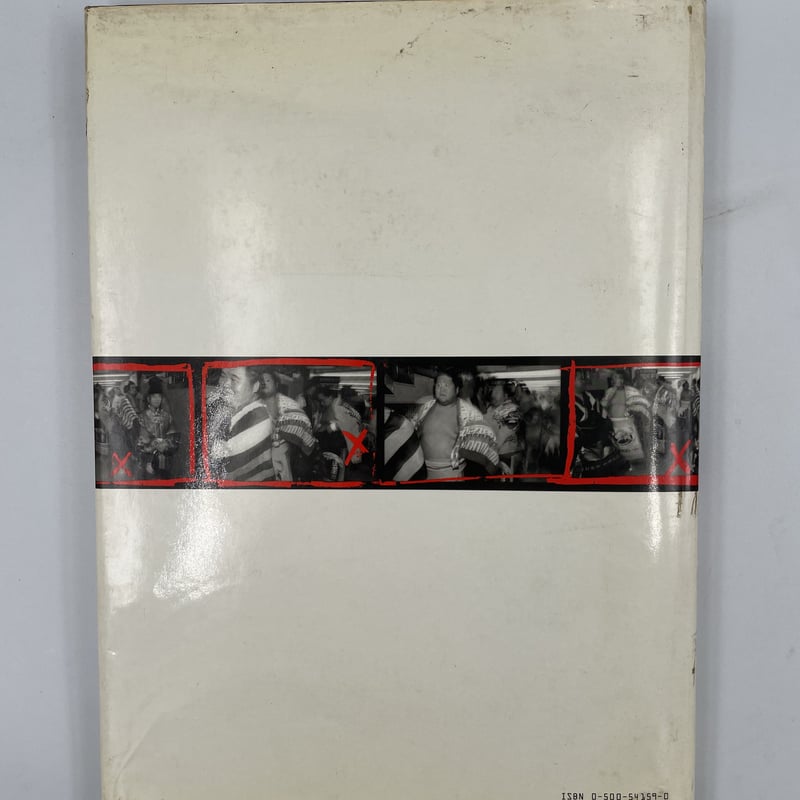Title/ CLOSE UP Author/ William Klein | COWBOOKS Title/ CLOSE UP Author/ William Klein | COWBOOKS