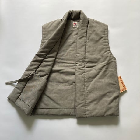 Reading Vest （中綿入り）