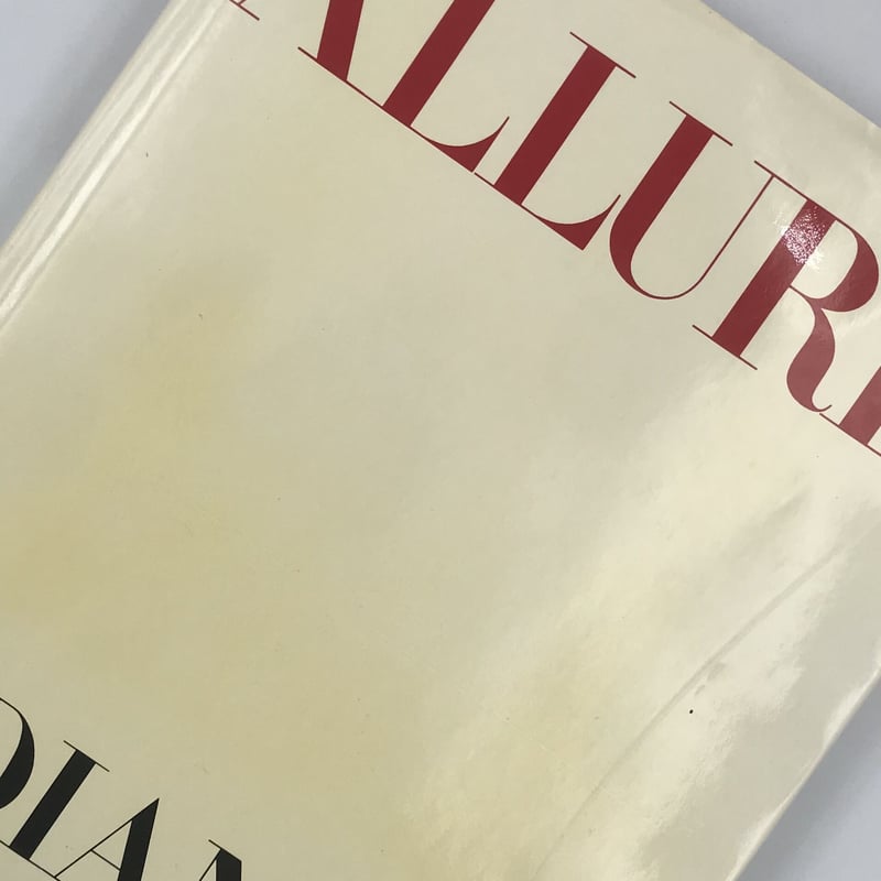 Title/ Allure Author/ Diana Vreeland | COWB