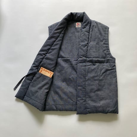 Reading Vest （中綿入り）