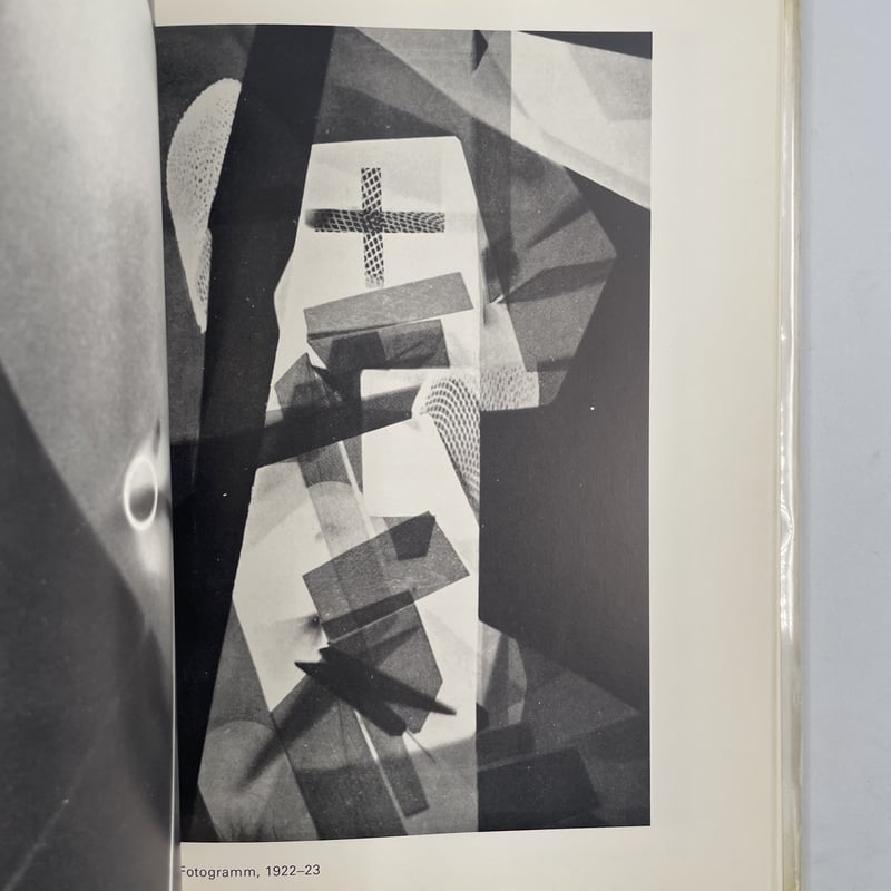 Title/ PHOTOGRAPHS & PHOTOGRAMS Author/ Moholy