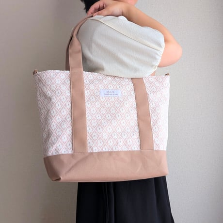 【お仕事用に大活躍】マーガレット/刺繍生地/A4/トートバッグ/ベージュ/ピンク/イエロー