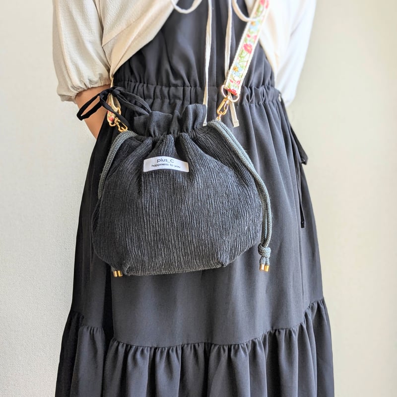 3colors】/おもち巾着バッグ/巾着/ショルダーバッグ/ ブラック