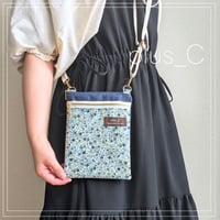 お散歩スマホショルダー 【size M】 ブルー＆紺