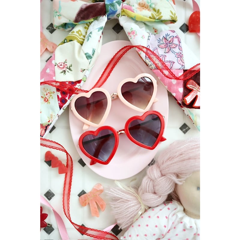 早割】Heart sunglasses / 2 color | AWINS.CO