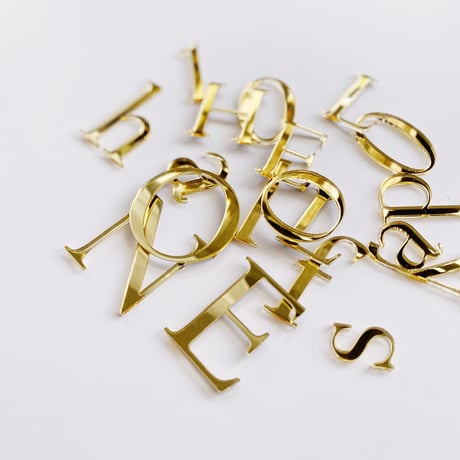 Acrylic gold letter banner / HELLO