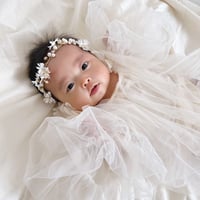 Headdress / Pearl flower