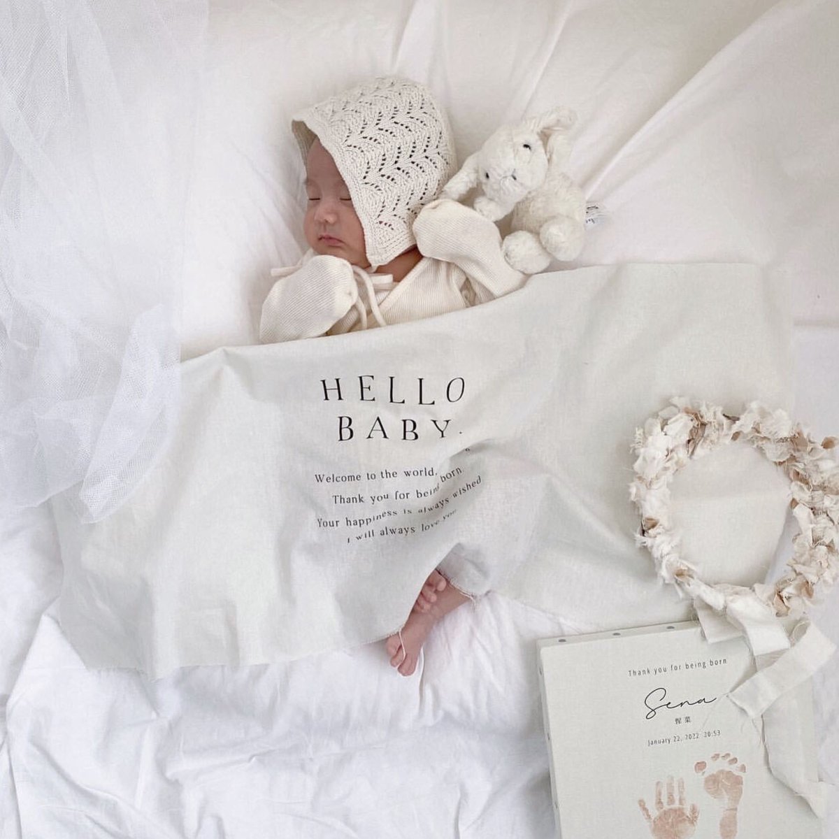 Newborn tapestry / HELLO BABY. | AWINS.CO