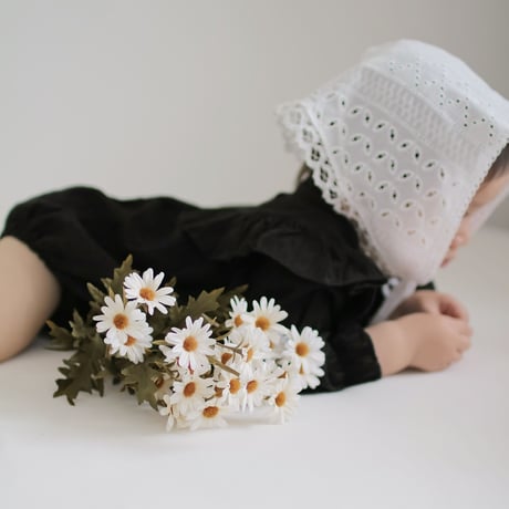 Artificial flower / marguerite