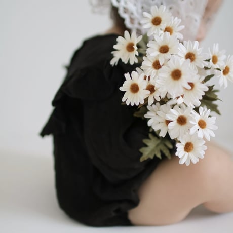 Artificial flower / marguerite