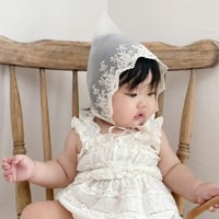 race bonnet / ecru