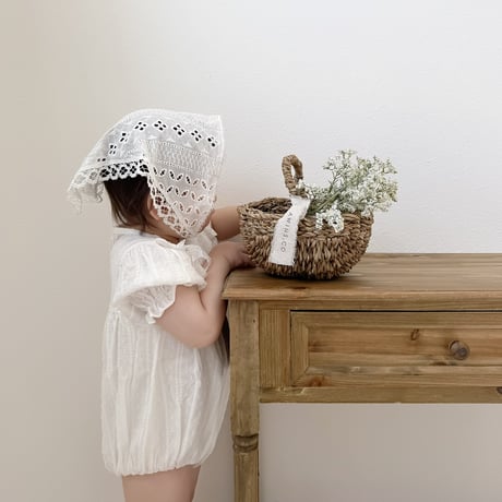 Artificial flower / snow lace