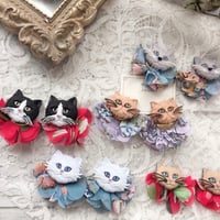 フラワーキャット 猫ちゃん 4 カラーセレクトできます ピアスor