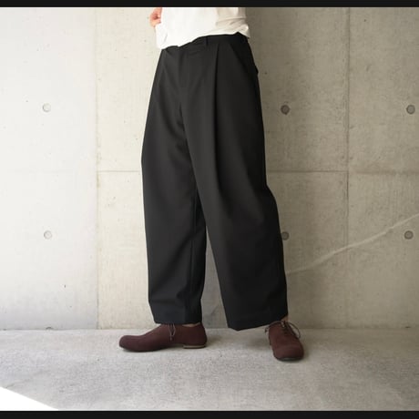 one tack pants