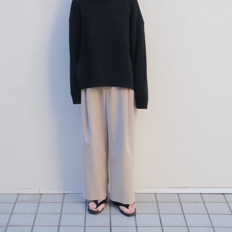 one tack pants
