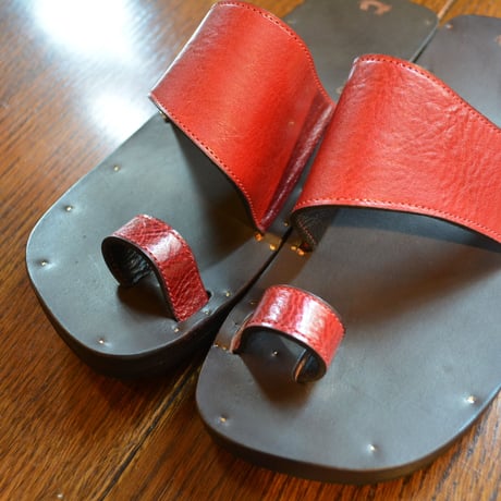 JUTTA NEUMANN ‐Alice‐ old fashion/RED