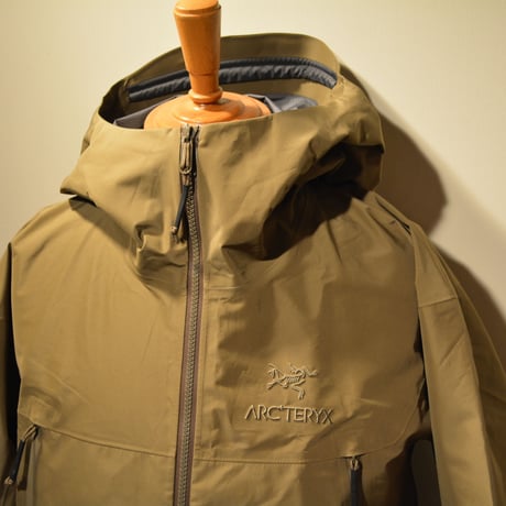 ARC’TERYX LEAF ALPHA LT JKT “CROCODILE”