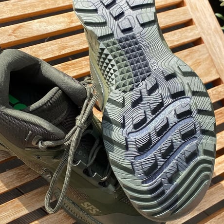 NIKE REACT CARBON