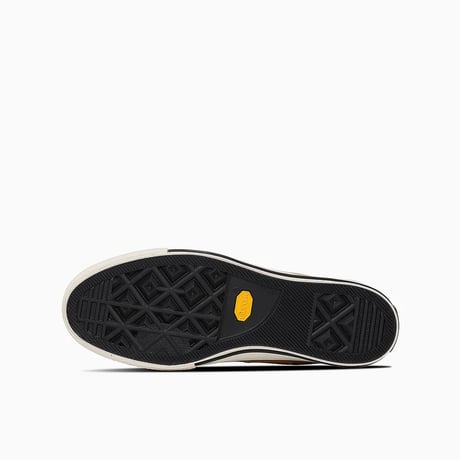converse addict 10.10 chuck taylar low GOLD