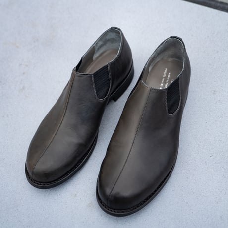 PHIGVEL‐MAKERS Co. × Lady White Co. PMLW-SH02 SPLIT SEAM SHOE（CHARCOAL / BLACK）