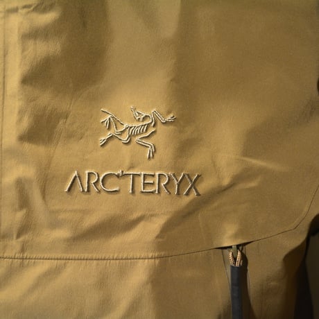 ARC’TERYX LEAF ALPHA LT JKT “CROCODILE”