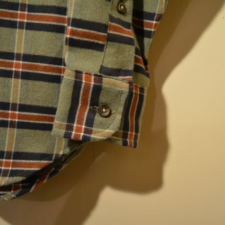 INDIVIDUALIZED SHIRTS