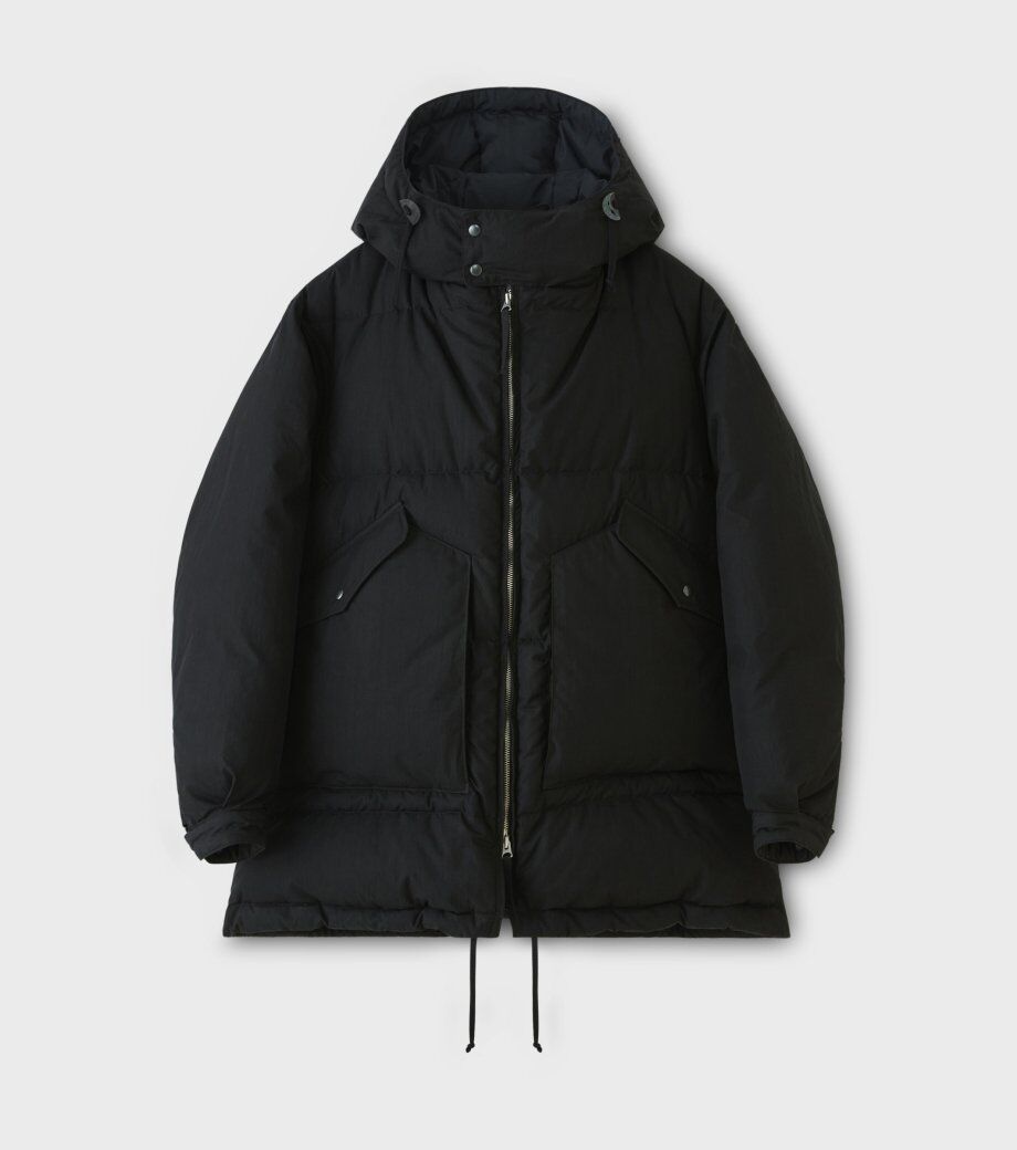 PHIGVEL‐MAKERS Co．Field Down Jacket（ink black）