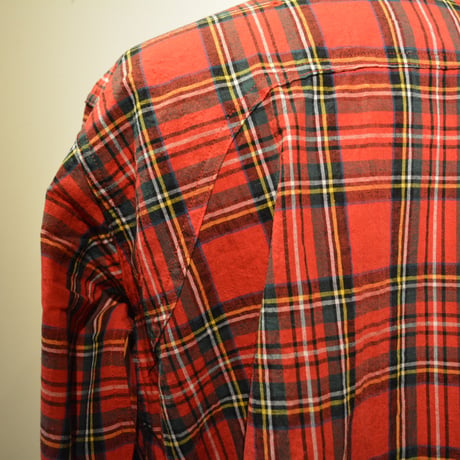 SASSAFRAS ‐green thunb shirt‐ tartan check (RED)