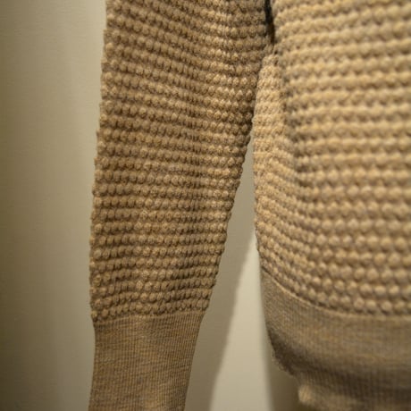 GRP crewneck “spotknit” BEIGE(ベージュ)