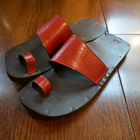 JUTTA NEUMANN ‐Alice‐ old fashion/RED