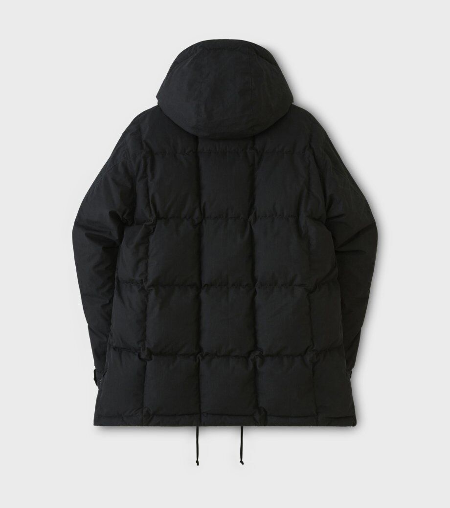 PHIGVEL‐MAKERS Co．Field Down Jacket（ink black）