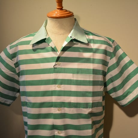 kenneth field open collar shirt -green border-